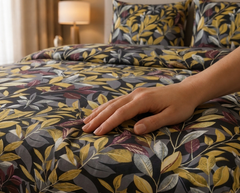 Autumn Noir - Bedsheet Set
