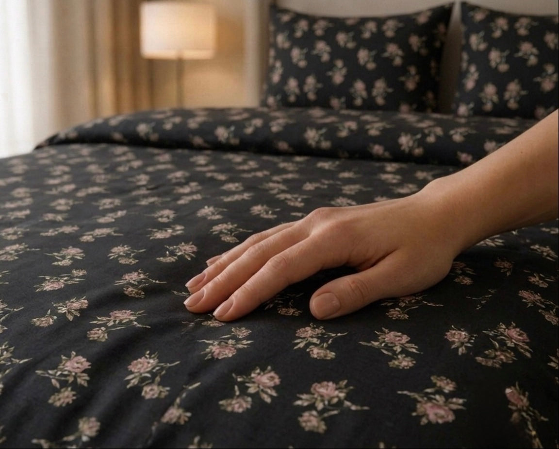 Midnight Rose Ditsy - Bedsheet set
